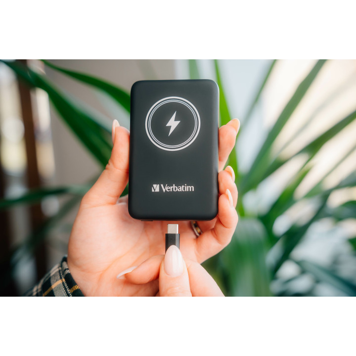 Verbatim Charge 'n' Go Lithium Polymère (LiPo) 5000 mAh Recharge sans fil Noir