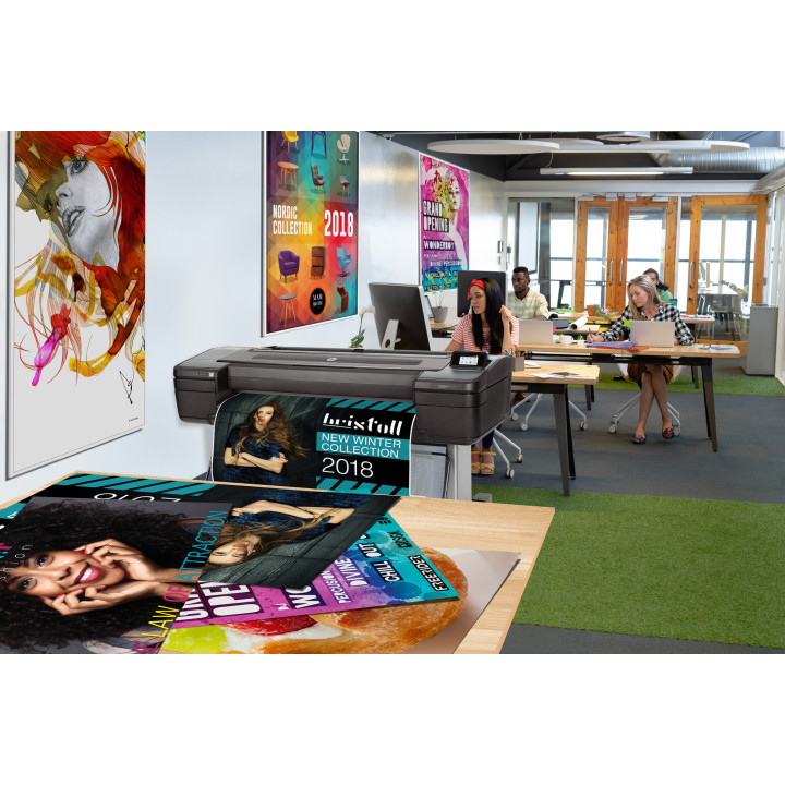 HP Designjet Imprimante Z9+dr PostScript de 44 pouces avec coupe-bordures verticales