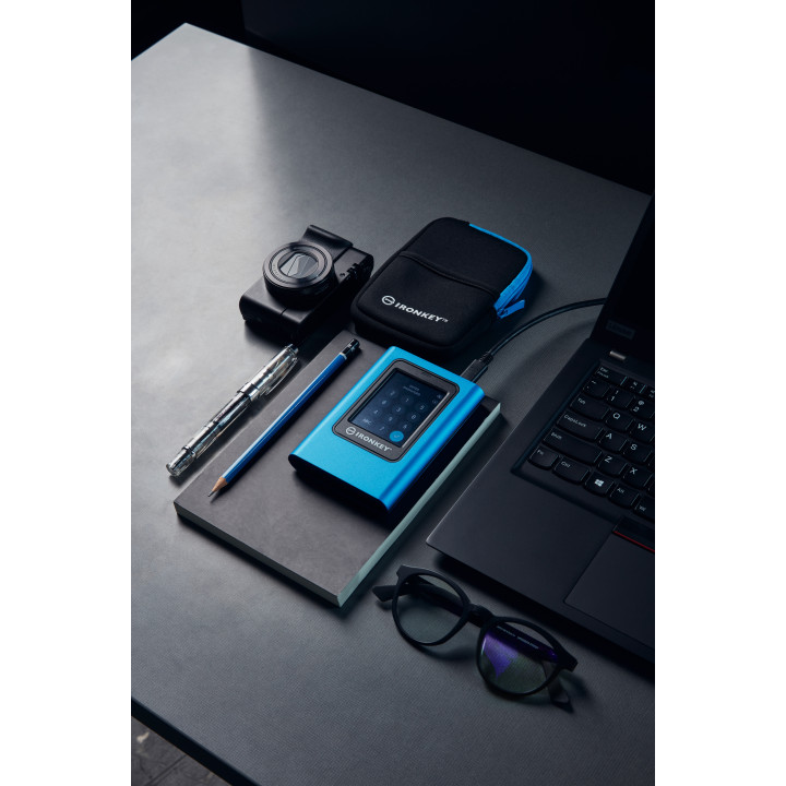 Kingston Technology IronKey 960Go Vault Privacy 80 XTS-AES 256-bit SSD externe chiffré