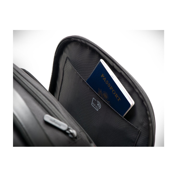 Kensington Sac à dos Contour 2.0 EQ Business pour ordinateur portable 15,6”