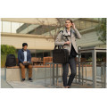 Kensington Sacoche Contour 2.0 EQ Business pour ordinateur portable 15,6"
